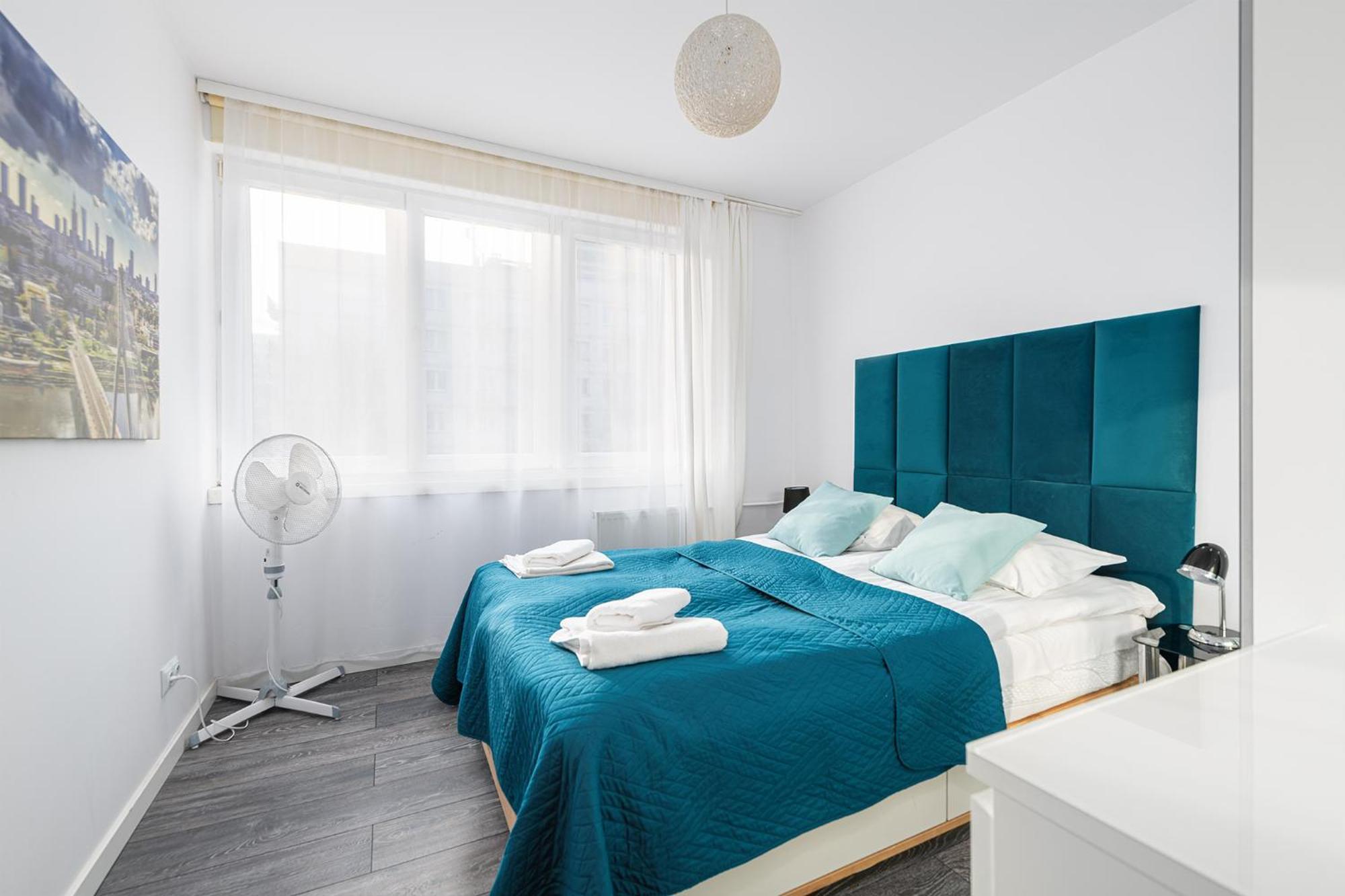 Rentplanet - Apartamenty Przy Palacu Kultury I Nauki Warsaw Exterior photo